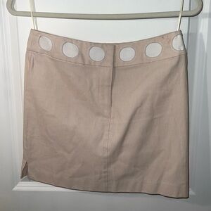 Vintage TOCCA mini skirt in tan/cream! Size 2